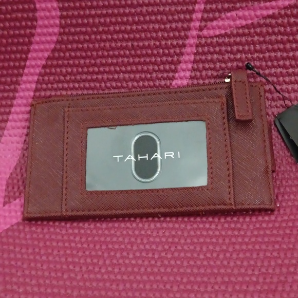 TAHARI - Picture 4 of 4